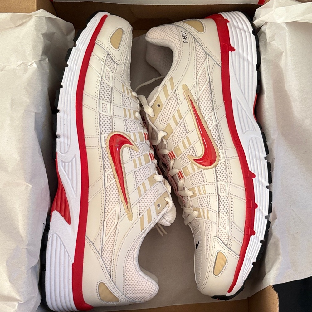 Nike P-6000 NWT